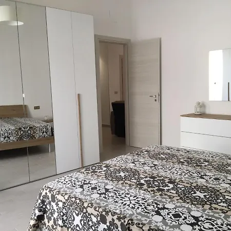 Apartment White *